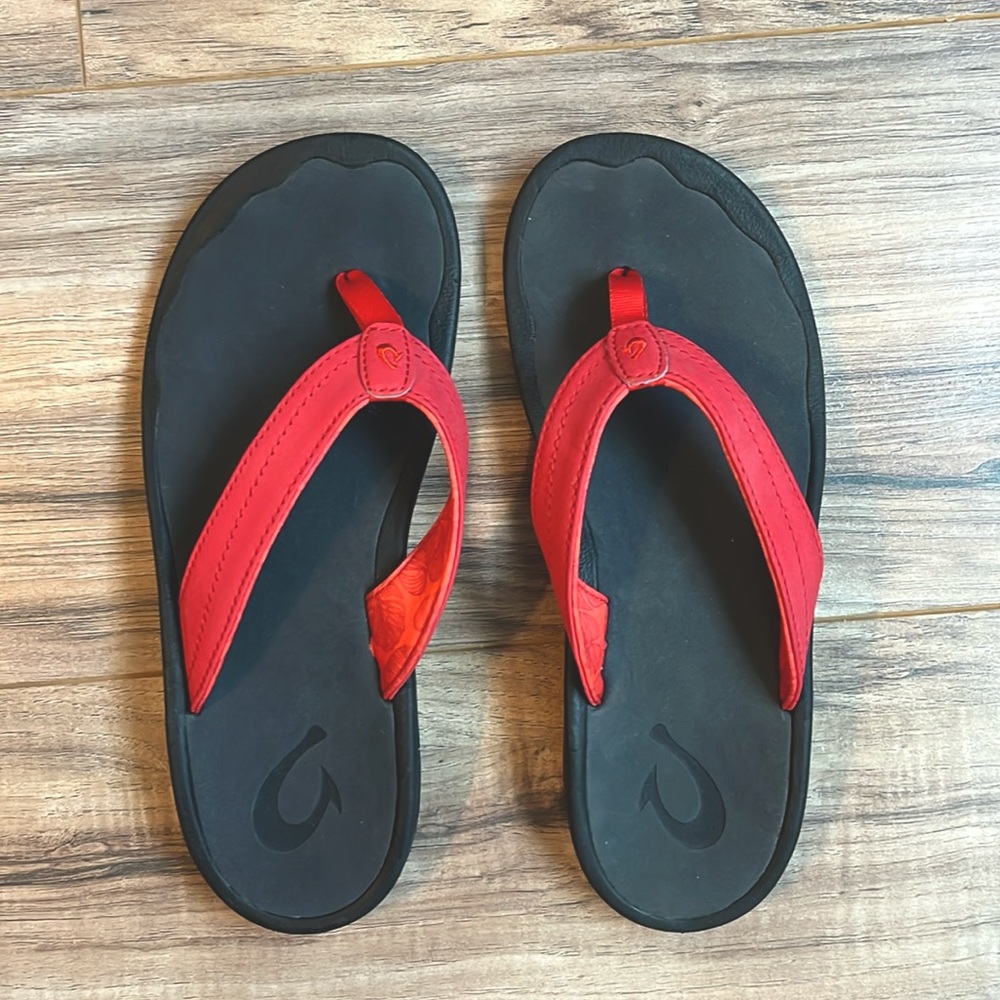 OLUKAI Ohana Women's Beach Sandals, Size 7, Hot Coral/Black